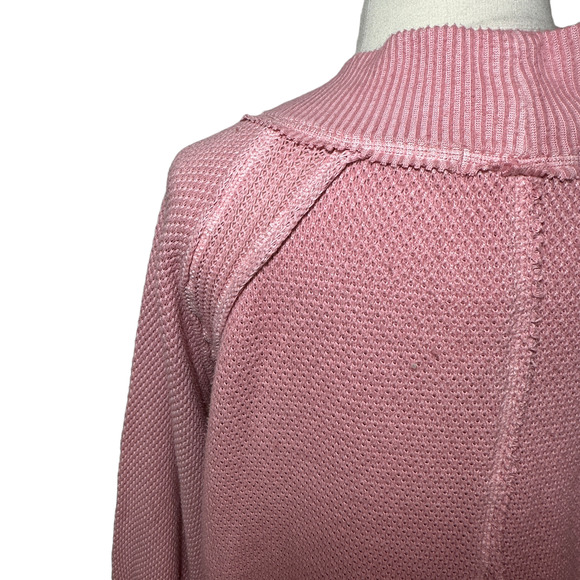 Free People Waffle Knit Oversized Mock Neck Sweater Faded Coral Women XS NWT - Picture 8 of 12
